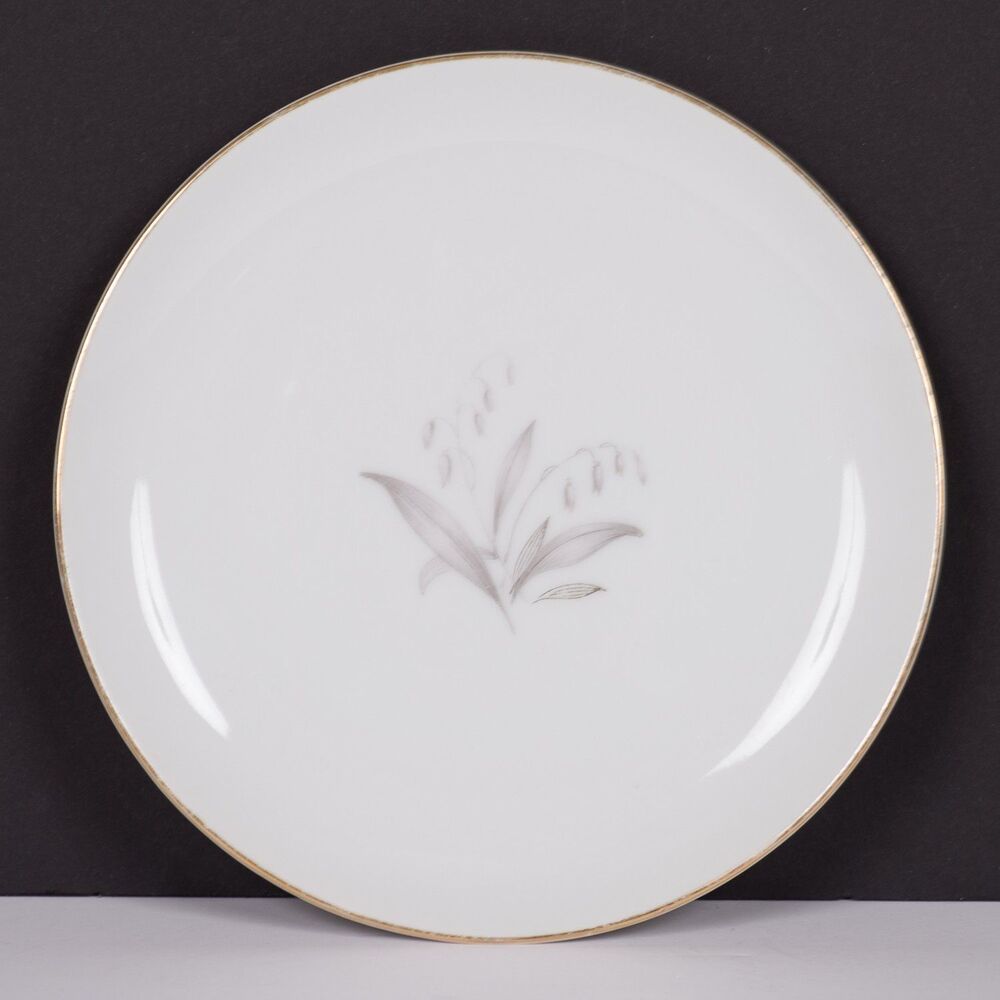 Set of 4 Vintage 1961 Kaysons Fine China Golden Rhapsody 6.25 in. Bread Plates